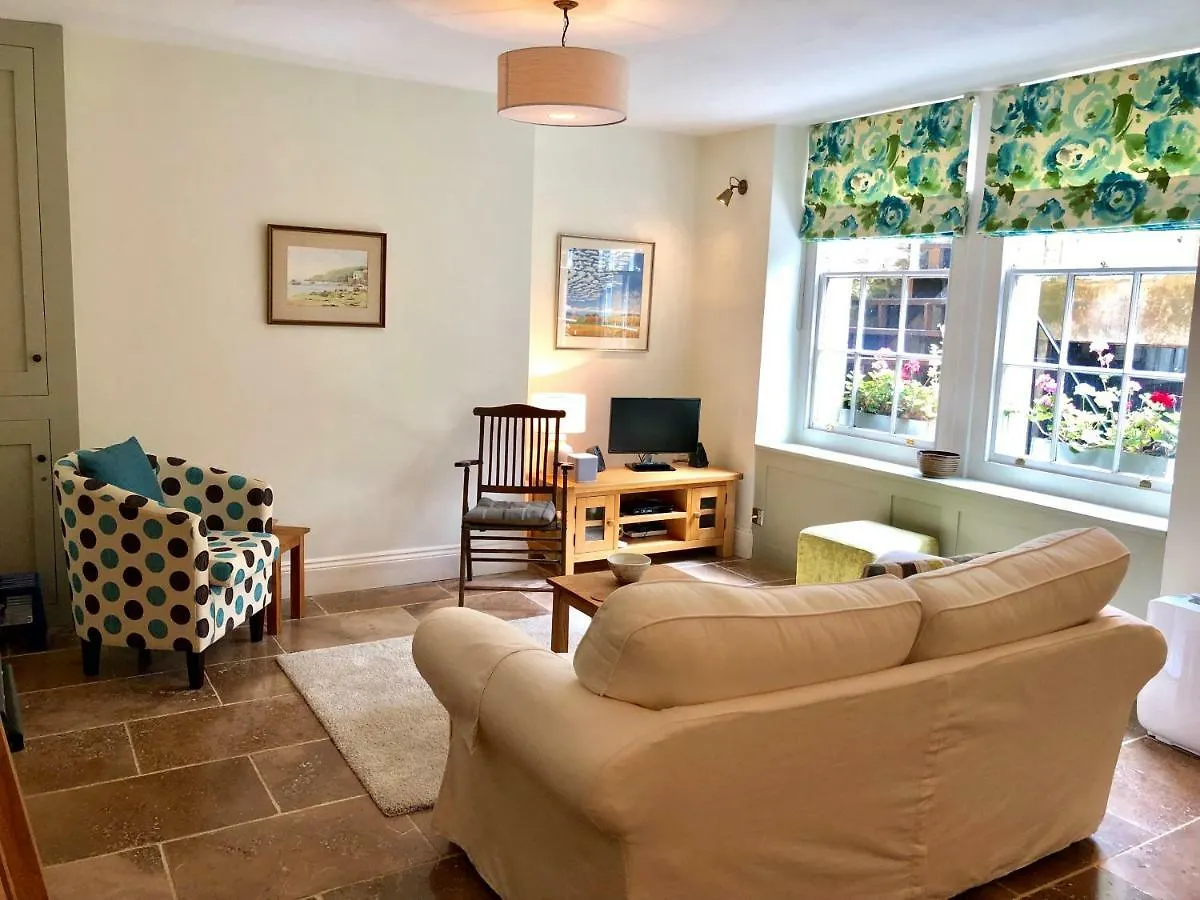Lauras Townhouse Apartments Garrard'S Retreat Bath